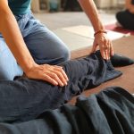 Apprentissage du shiatsu : travail sur les jambes